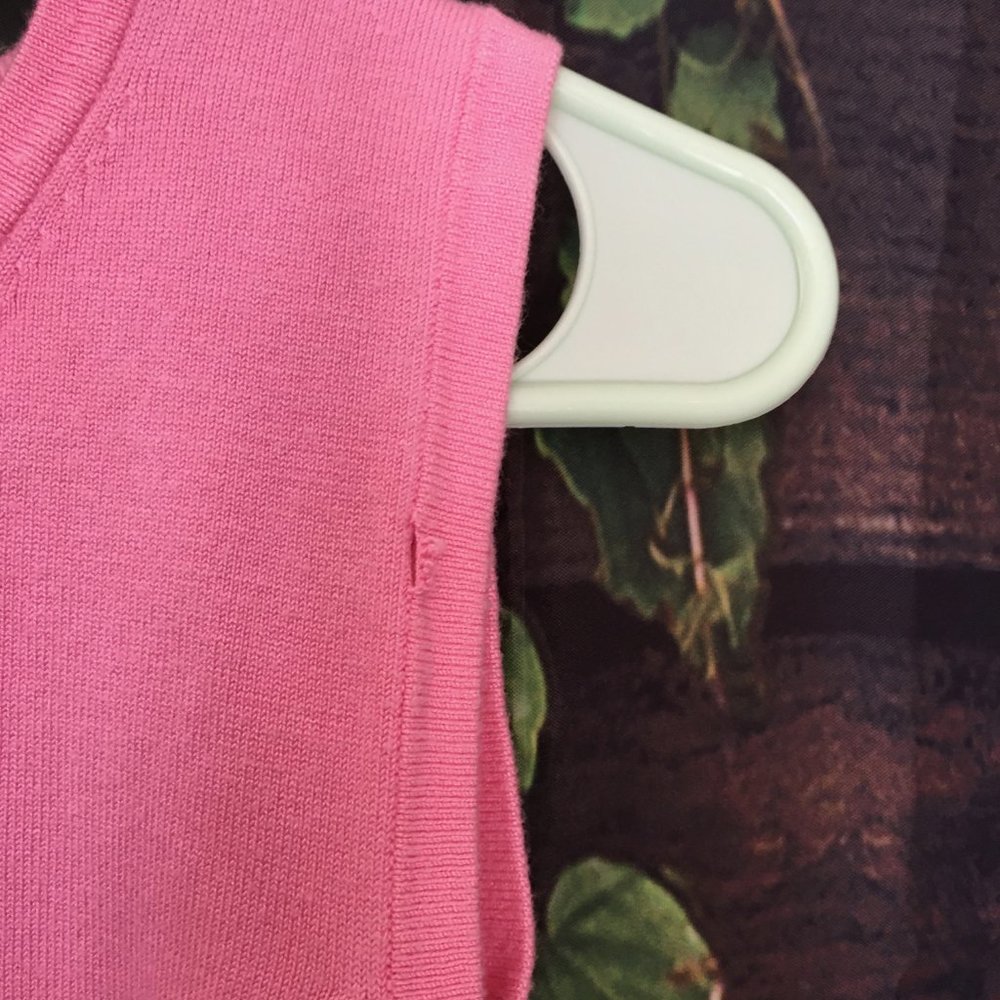 🌸Pink Sweater Vest - Picture 4 of 5